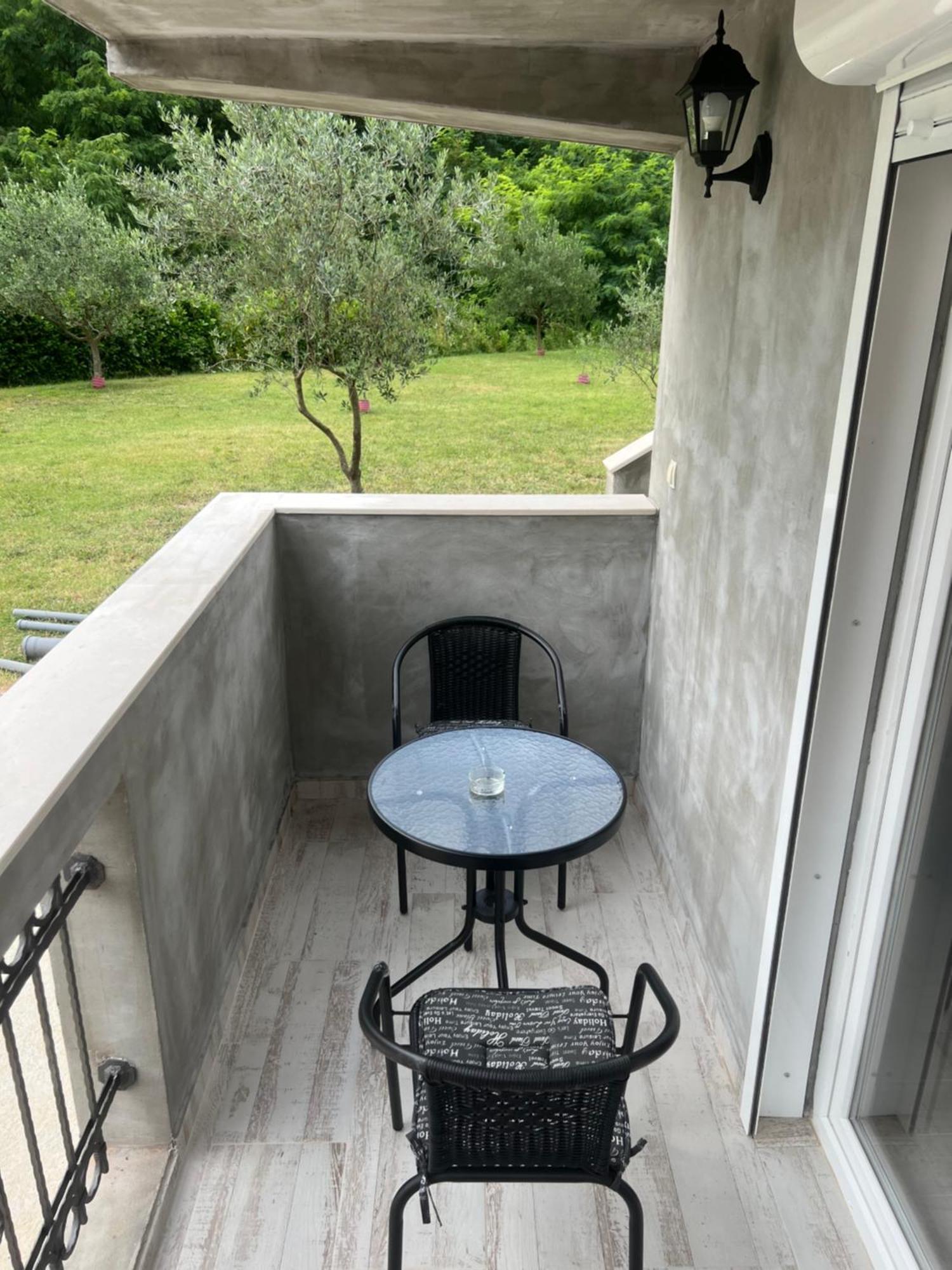 Studio Elena Tivat Kültér fotó
